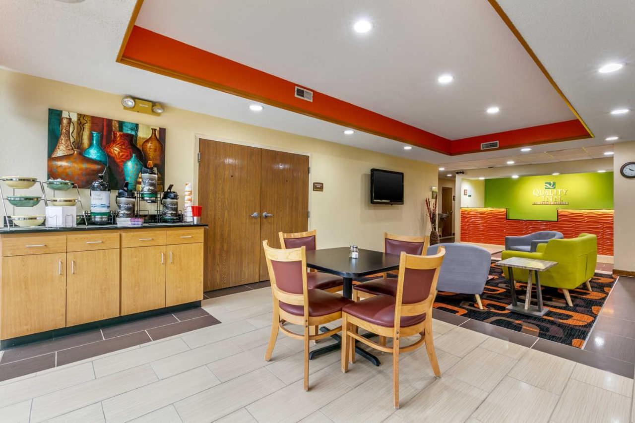 Quality Inn Rogersville Exterior foto